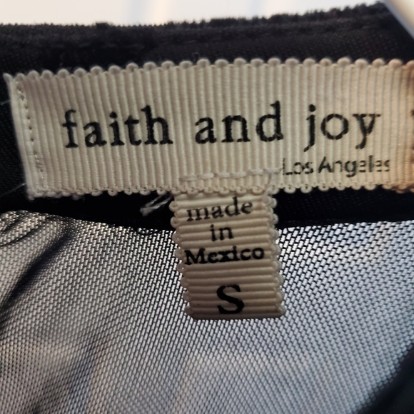 Faith and Joy Black Floral Shirt - Picture 5 of 5